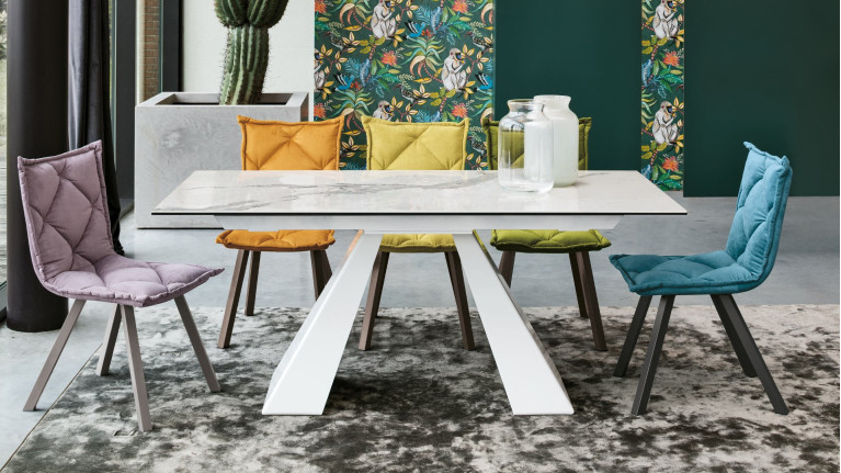 Table de repas fixe TAURUS - Largeur de 230, 200 ou 180 cm. Plusieurs teintes de bois et de céramique disponibles.